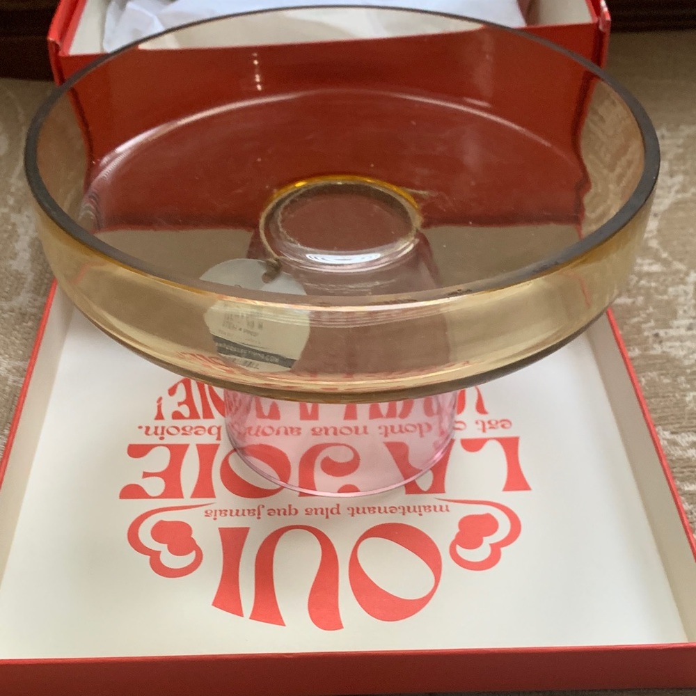 Elegant Glass Cake Stand